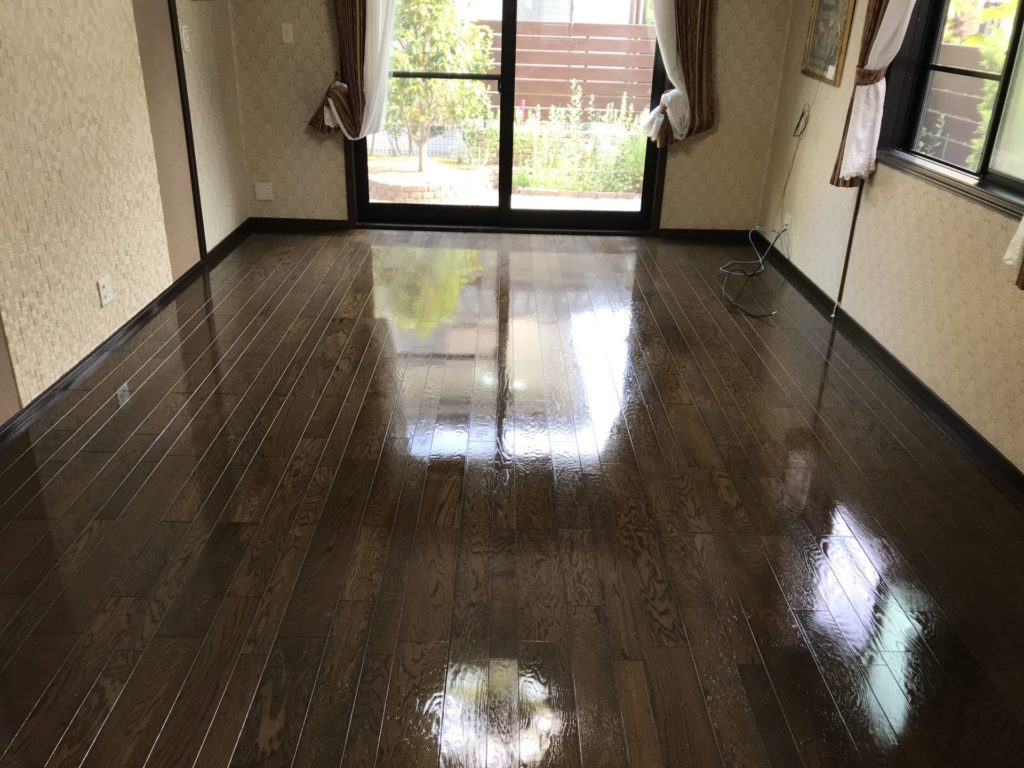 佐賀県佐賀市 I様邸 三井ホーム 東洋テックス ダイヤモンドフロア バーティカルチェリー柄（VP04）NO.240のフロアコーティング施工事例